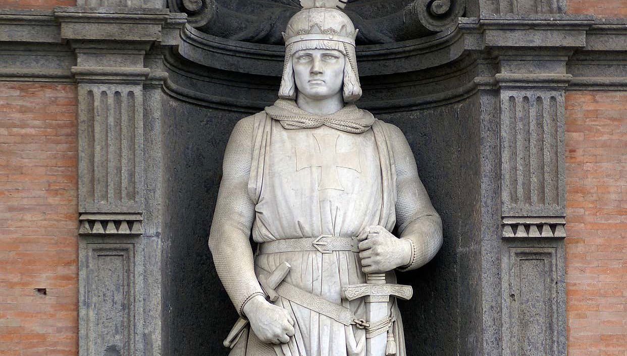 Le statue di Piazza del Plebiscito