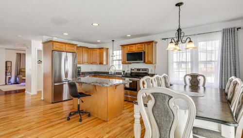 3 Mi to Dtwn Worcester! Spacious 2-Story Townhome! - Foto 3