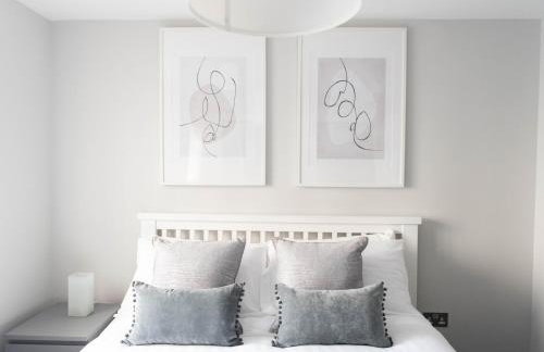 Lovely, comfortable 2-bed Braehead - free parking - Pass the Keys - Foto 40