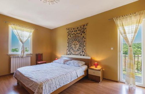 3 Bedroom Gorgeous Home In Putini - Photo 14