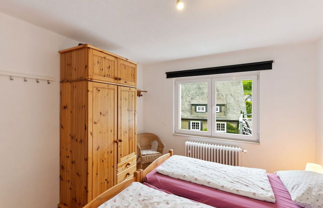 Schones Ferienhaus in Winterberg mit Terrasse - Foto 3