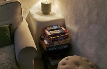 Cosy Couples Retreat at THE COOP with Hot Tub - Foto 4