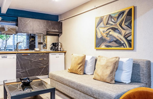 Stylish Fully Furnished Modern Flat in Kad k y - Foto 12