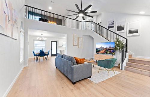 Modern & Homey 3BR Home, Remote Work Friendly, King Beds, Fast WiFi - Foto 2