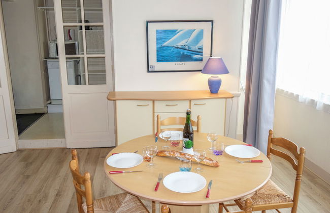 1 bedroom Apartment in La Richardais with garden - Photo 8