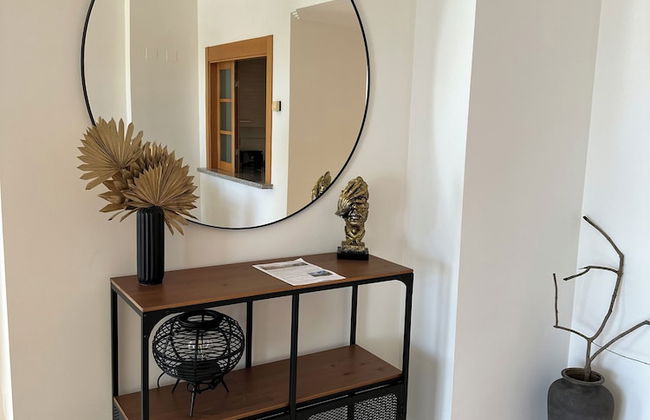 Apartment Sleeps 6 With Private Garden - Photo 24