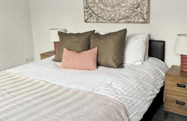 Family Holiday Home With Hot Tub Sauna Sleeps 8 - Foto 14