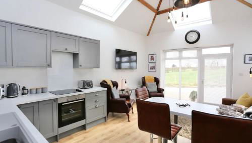 Stunning Coach House with two bedrooms and parking - Foto 1, stove, pet friendly, toaster