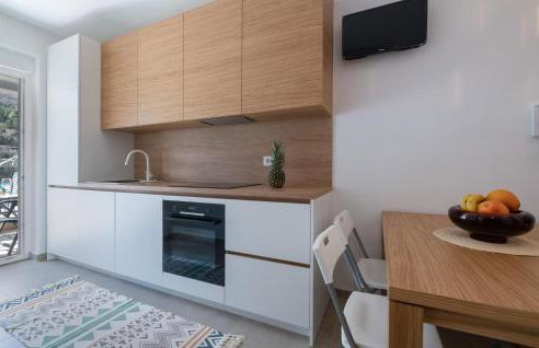 Beautiful Apartment In Plomin Luka - Foto 5