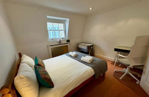 Buckingham Palace Townhouse, UNIQUE location - Foto 19