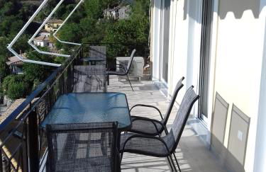 Plagia's Sunset Apartments - Photo 40