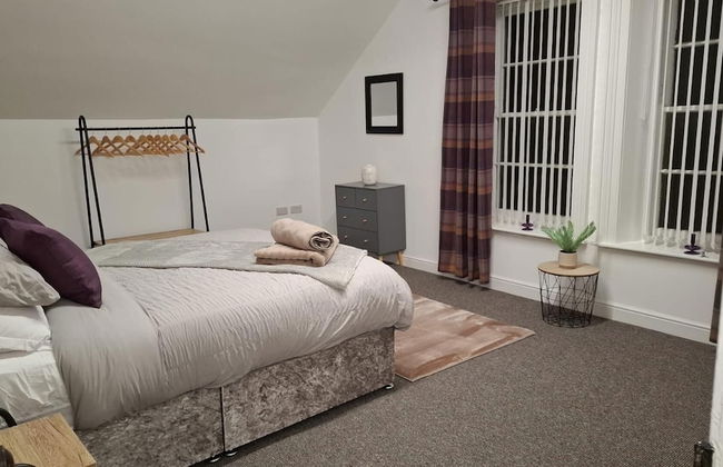 3 Bed Flat - Sleeps 6 - Parking - Wifi - Foto 4