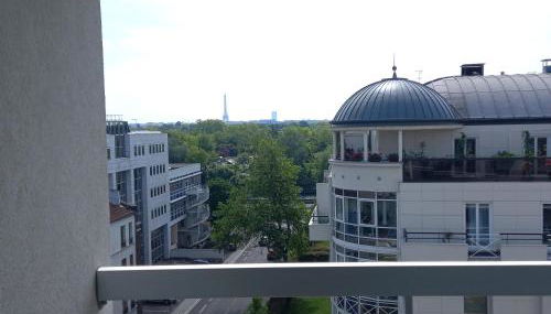 Superbe STUDIO (28m2) avec terrasse / vue TOUR EIFFEL / PUTEAUX - Foto 4