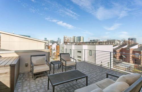 Downtown w Rooftop Deck 4 Bedrooms 3 Baths - Foto 10