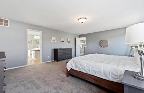 Urban Escape Steps to Downtown - Photo 16