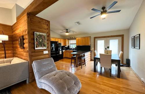 Enchanted Log Cabin Retreat Near Bradenton and St Pete - Photo 28