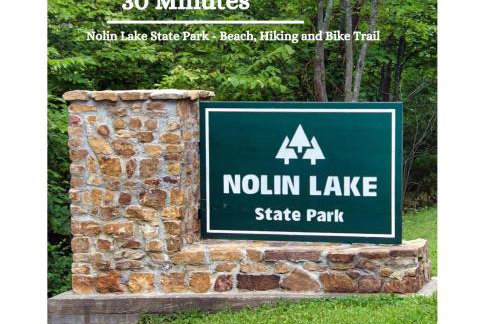 White Pines Lodge- Wooded Retreat - Foto 28