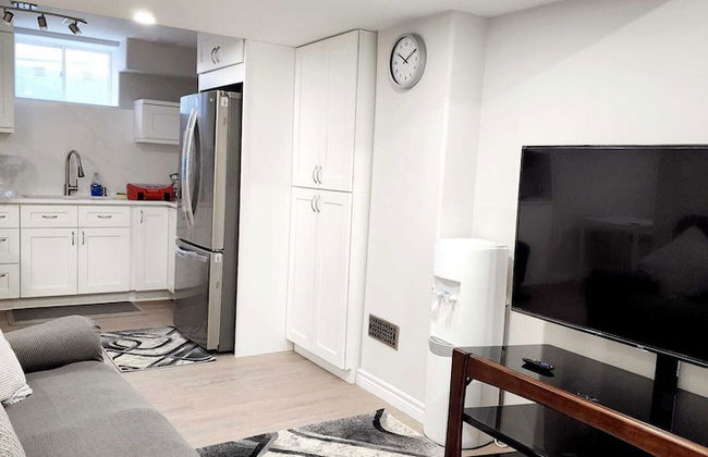 Stunning - Basement Apt in Barrie - Photo 10