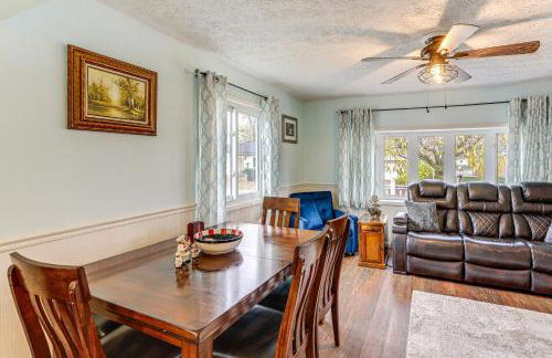 Walk to Sandusky Bay Home with Hot Tub and Fire Pit! - Foto 6