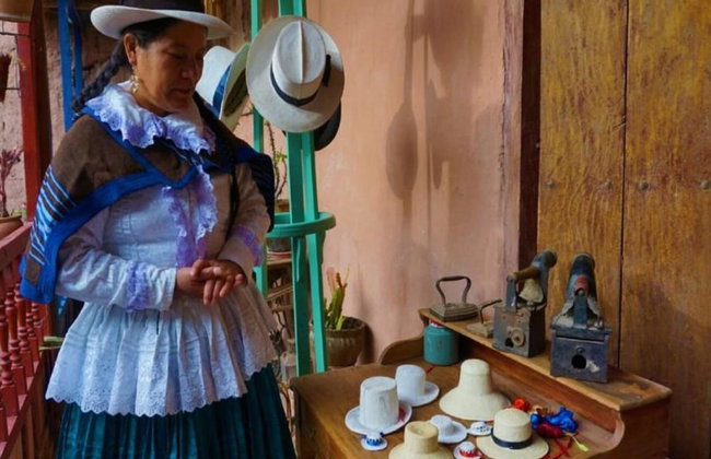 Cours de création de chapeaux andins avec des artisans locaux à Maras - Photo 8