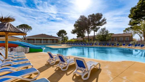 Maison - Residence avec piscine - Photo 1