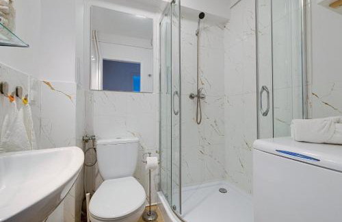 Urban Oasis Private Apartment with Palace of Culture View - Foto 9