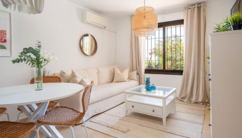 La Casa Bonita - Modern 2BR Apt with Private Terrace. Pool Views - Foto 3