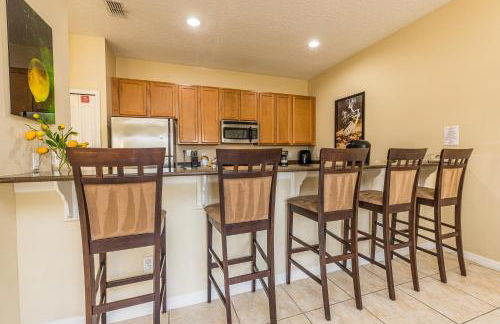 Special Offer Stunning TownHome With Private Pool close to Disney 8960PP - Foto 32