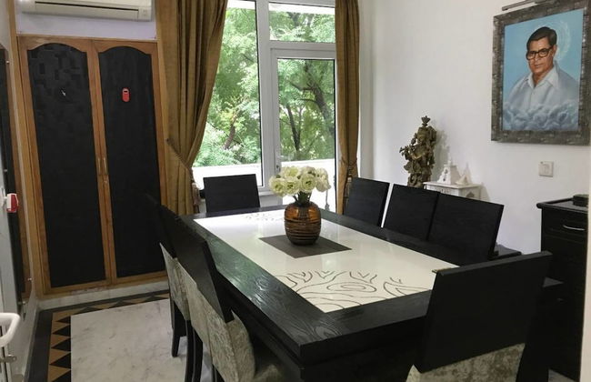 Security & Comfort 2 Bedroom Apartment in Gurugram - Foto 17