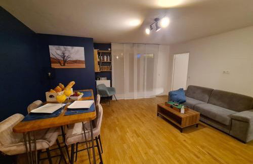 La Boheme- Free Parking-Paris-Disneyland-Easy Check-in- Netflix - Foto 12