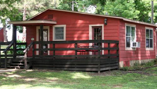 Spacious 10-Person Cabin Rental on Lake Dunlap near Austin, Texas - Foto 1