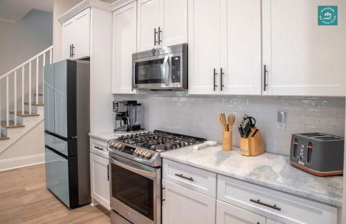 R3 at Inlet Beach with Pool Access and EV Connector - Walk to Beach - Photo 6