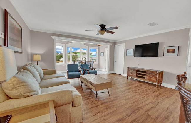 The Salty Snapper - Photo 13