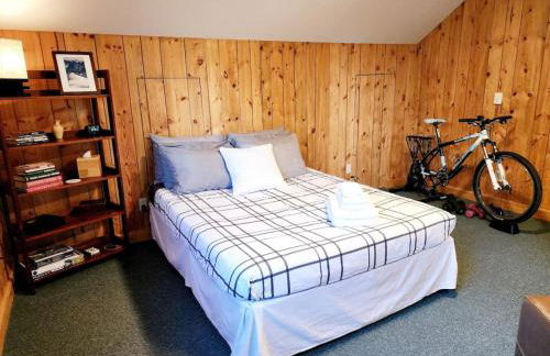 Blacktail Cabin Hideaway with hot tub - Foto 36