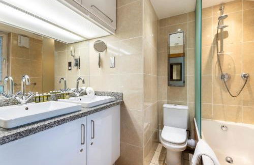 Tower Bridge 2BR apartment for 6 with terrace - Photo 13