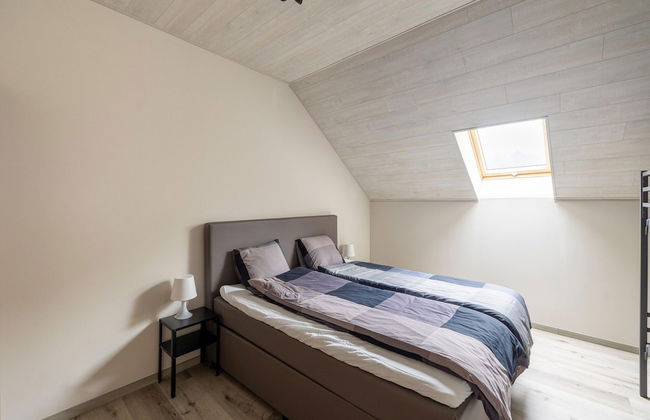 Beautiful Holiday Home in Dinant With Garden - Photo 2