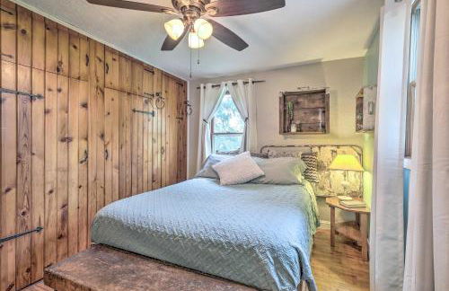 Eclectic Ladysmith Hideaway Hike and Hunt! - Foto 12