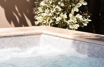 Studio Piscine Balnéo Chauffée - Photo 24