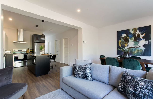 Brand New 3 Bedroom With Rooftop Patio - Foto 44