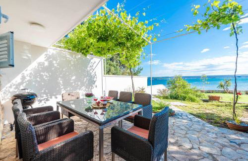 Villa Maslenica - Photo 40