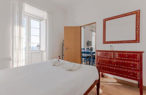 Alfama lisboa 2nd floor amazing river view - Foto 26