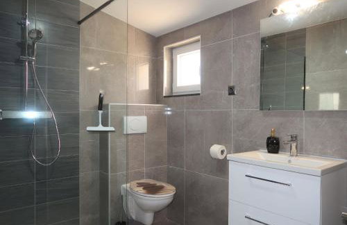 Holiday Home Emili & Elias by Interhome - Photo 36