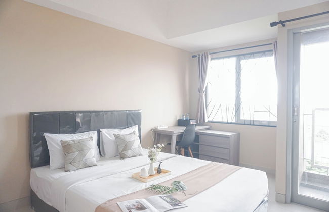 Good Choice and Comfy Studio Apartment at LRT City Jatibening - Photo 1
