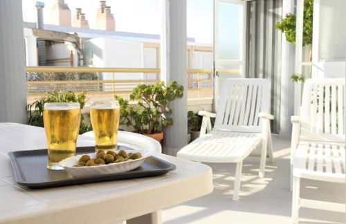 La Perla Apartment, Paradis Park, La Pineda - Ático 1ª línea - Solarium - WiFi - Piscina - Foto 24