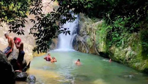 Confortável loft 4,ar, Wi-Fi, TV, 400m UNIG - Foto 5