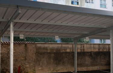 AZALEE - Parking gratuit - Terrasse couverte - Proche transport - Tout équipé - Photo 13