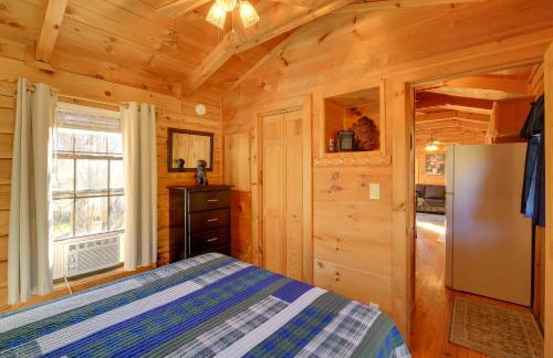 Pet-Friendly Damascus Cabin with Deck and Mtn Views! - Foto 14