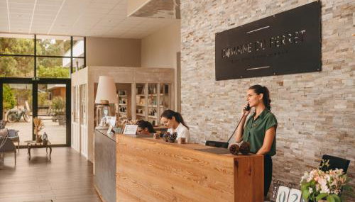 Domaine du Ferret Restaurant & Spa - Foto 2, Lobby or reception