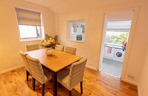 Spacious Home 10 mins to Airport & Braehead - Pass the Keys - Foto 19