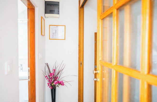 M & J Central Suites - Photo 29